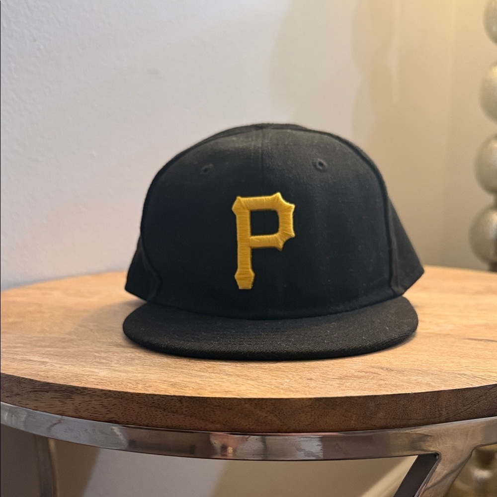 Pirates fitted infant Cap